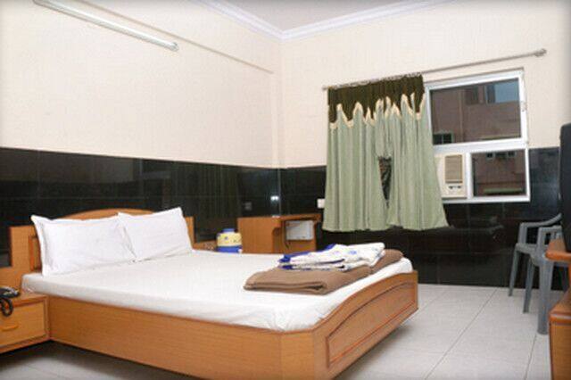 Hotel Radhika, Ahmednagar 5